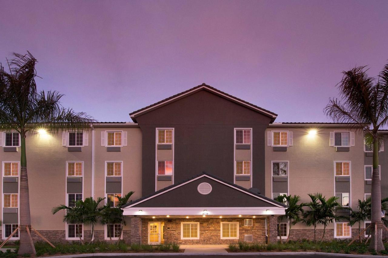 Extended Stay America Select Suites - 데어필드 비치 외부 사진