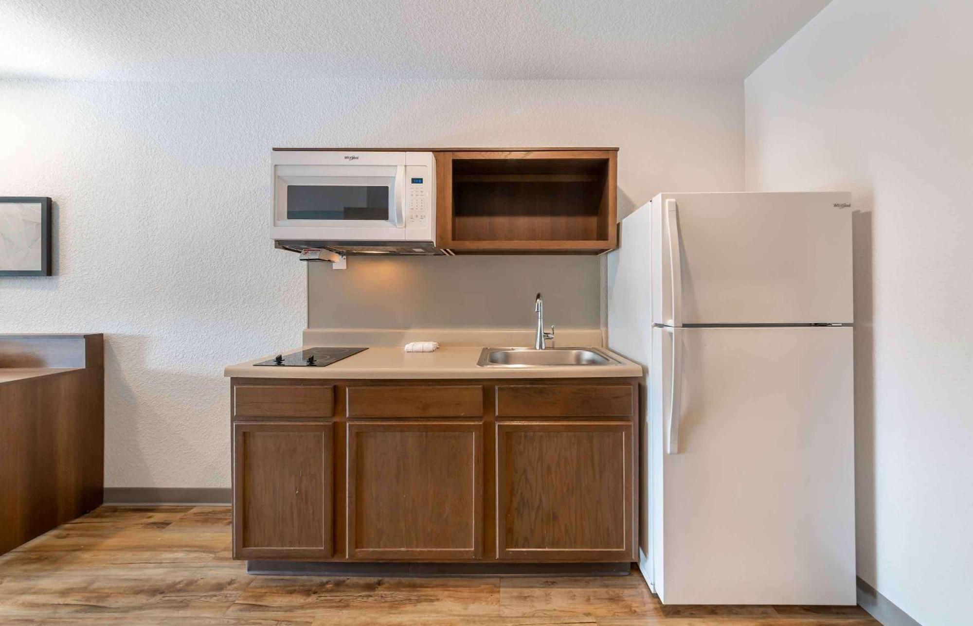 Extended Stay America Select Suites - 데어필드 비치 외부 사진
