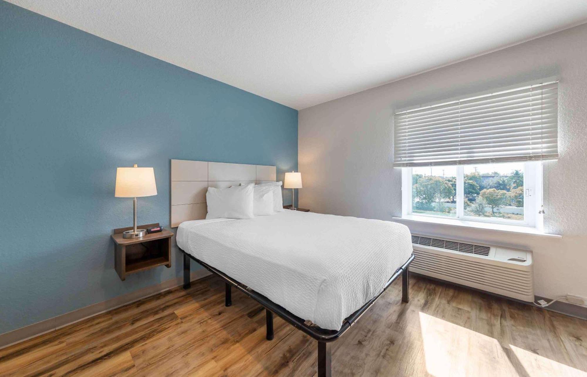 Extended Stay America Select Suites - 데어필드 비치 외부 사진