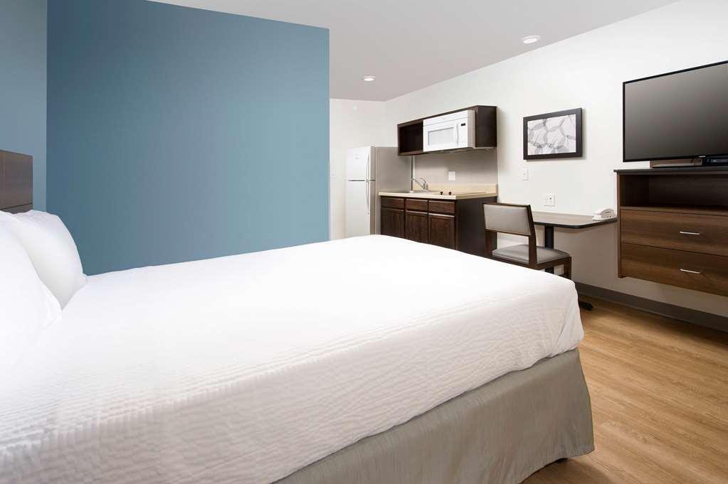 Extended Stay America Select Suites - 데어필드 비치 객실 사진
