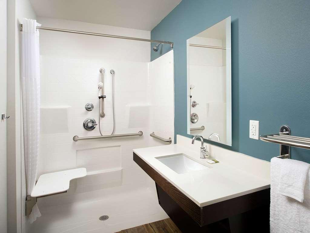 Extended Stay America Select Suites - 데어필드 비치 객실 사진